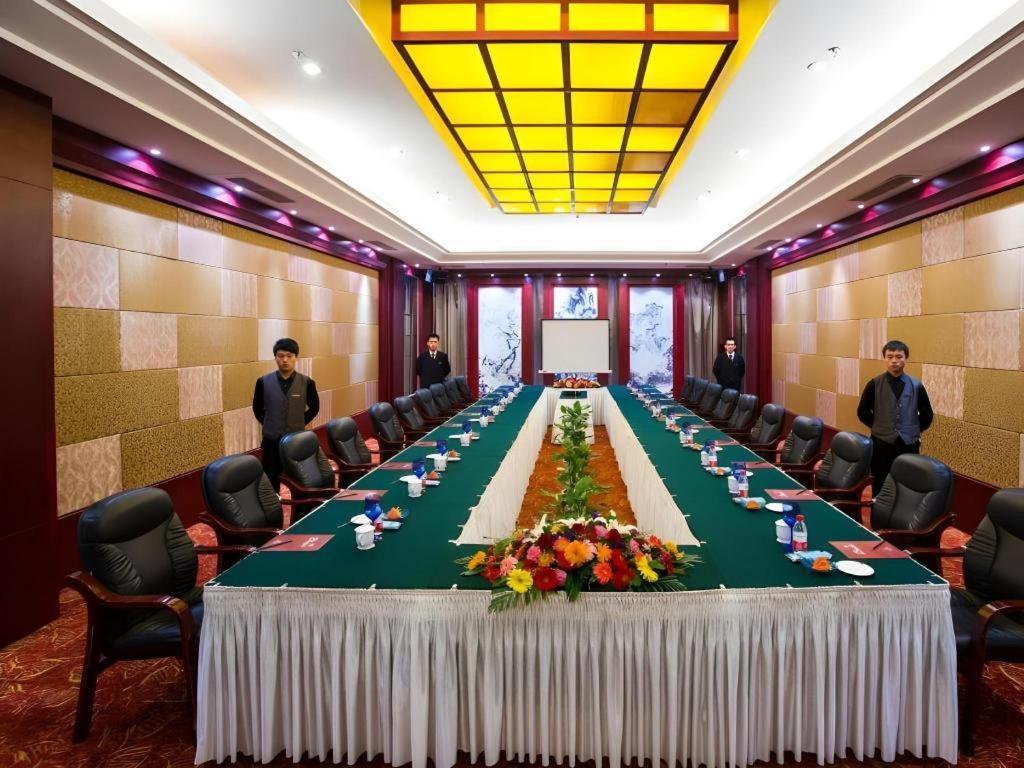 Feicheng Blossom Hotel Luaran gambar